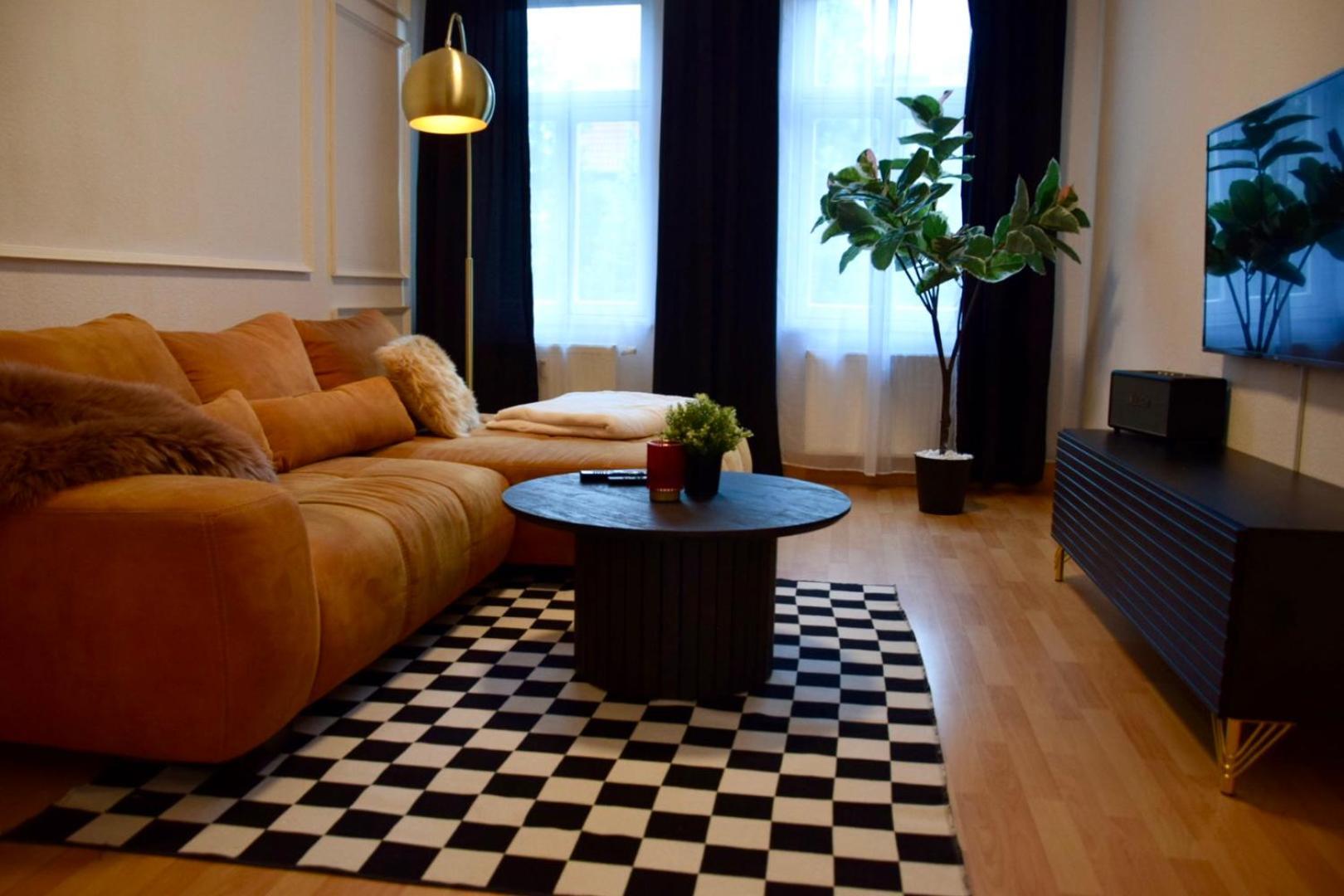 Charmanter Altbau In Schleussig Mit Balkon Lipsia Esterno foto
